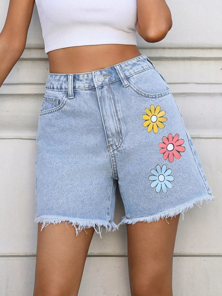 Model wearing stylish black frayed hem women's shorts, showcasing a comfortable and casual summer look.