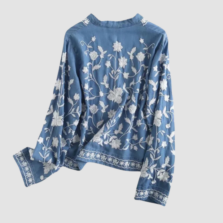 New women's drop-shoulder cardigan, bohemian embroidered floral pattern. A versatile layering piece for relaxed fashion.