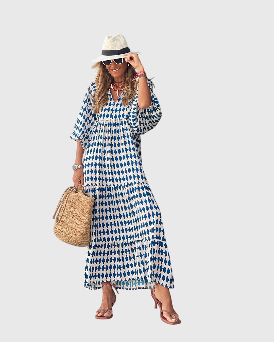 Chic resort wear women's Bohemian maxi dress, a comfortable and versatile long dress for effortless summer fashion.
