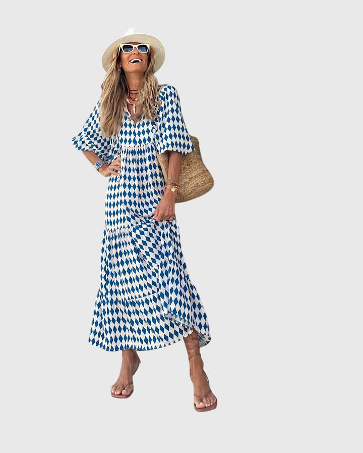 Elegant and casual women's Bohemian maxi dress, a flowy long dress ideal for summer comfort and style.