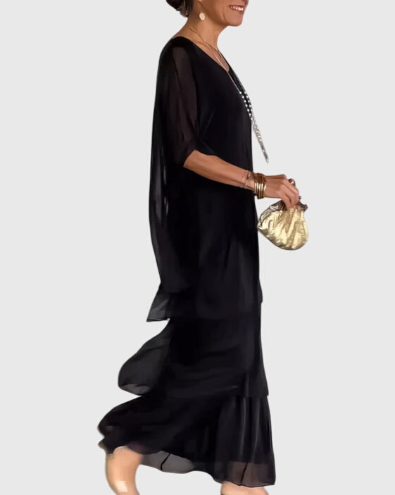 Sleeveless women's maxi dress with boho layers, ideal for vacation.