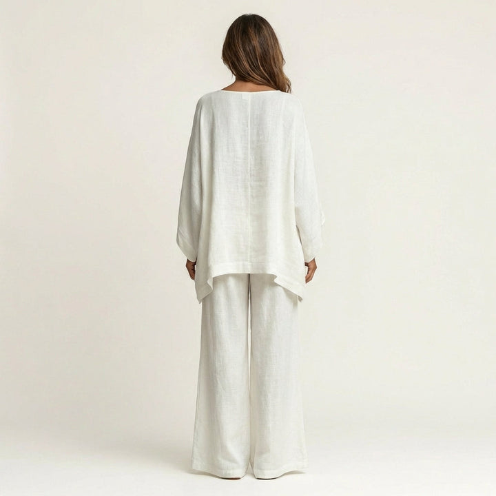 Comfortable women's linen-blend two-piece set with wide-leg pants, perfect for boho summer loungewear.