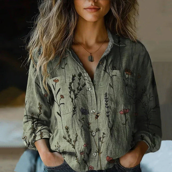 Patterned women's boho blouse, long sleeve. Vintage inspired casual top, perfect for everyday fashion.