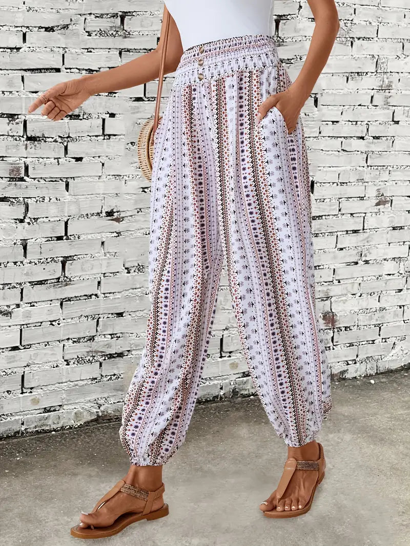 Comfortable women's boho print wide leg pants featuring an elastic waist for a relaxed fit, perfect for summer.