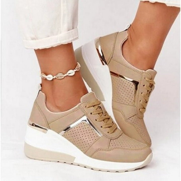 Breathable women's sneakers offering ultimate comfort for everyday casual wear, versatile and fashionable.