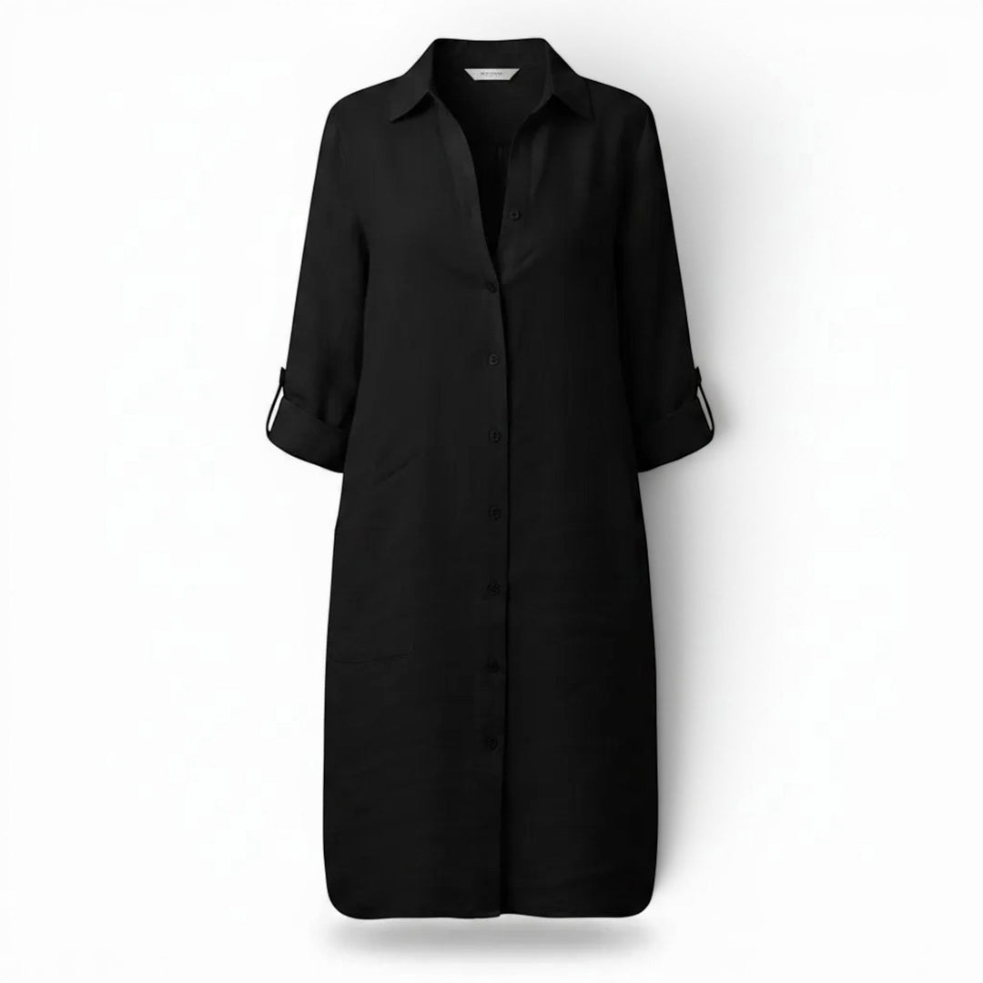 Stylish women's everyday dress, featuring breathable fabric & a versatile, classic look.