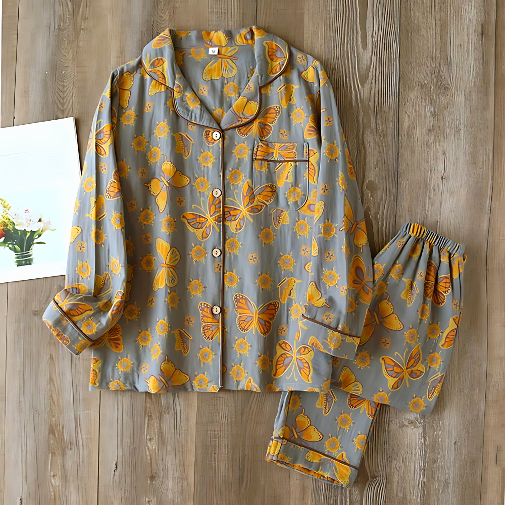 Women's Butterfly Print Cotton Loungewear Set, 2-Piece, comfy for home & relaxation.