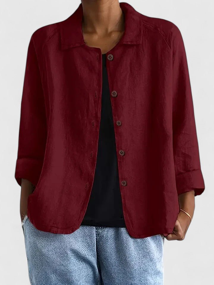 Everyday women's button-front light jacket in cotton, ideal for spring and casual style.