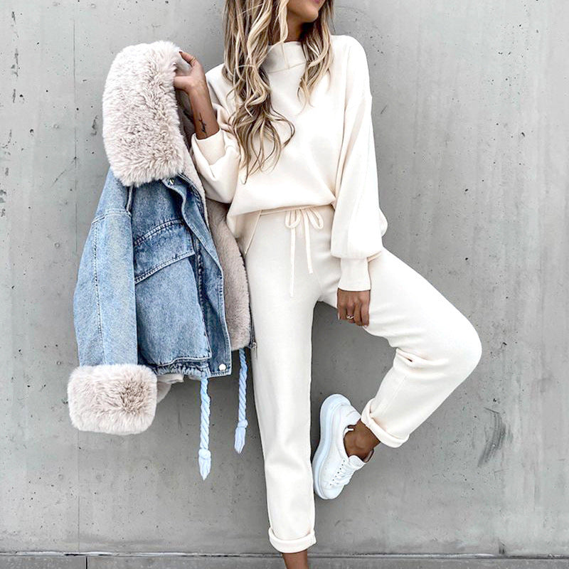 Women's casual 2-piece cotton blend outfit set. Perfect for comfortable spring & summer loungewear with a relaxed fit.