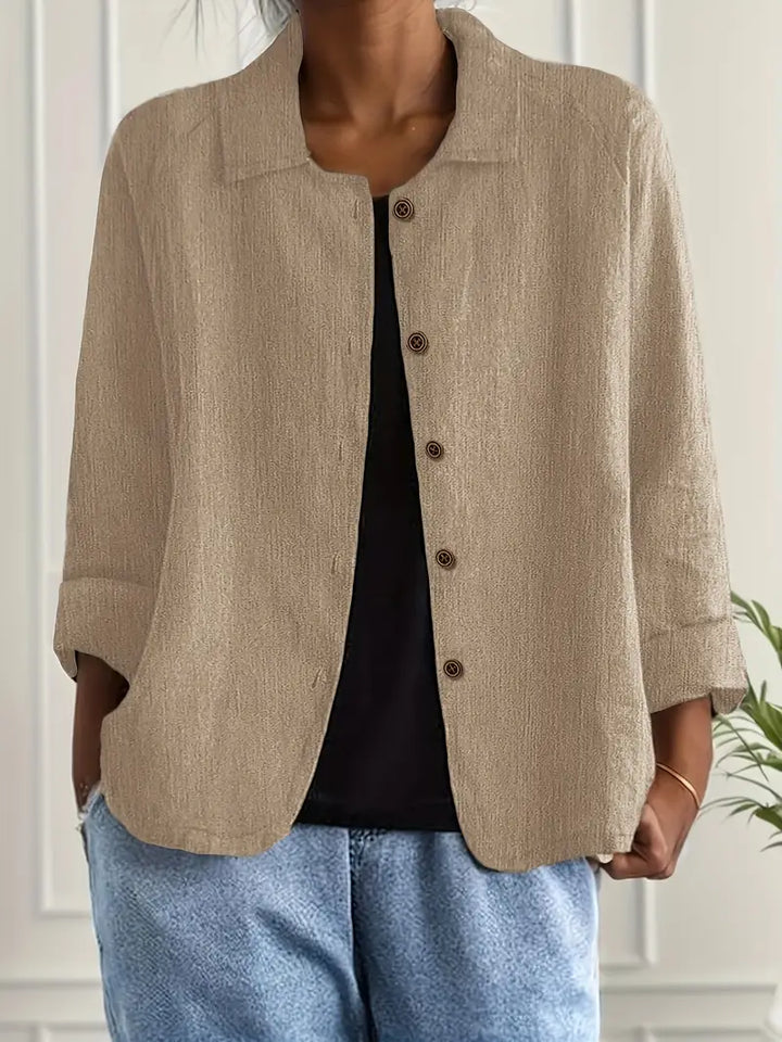 Relaxed fit women's spring jacket, lightweight & chic with button front, ideal for everyday casual outfits.