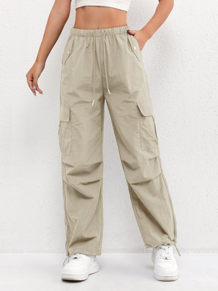 Versatile women's casual cargo pants, ideal for everyday wear, summer adventures, or a comfortable streetwear look.