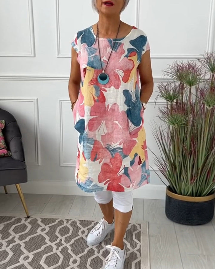 Women's casual floral summer dress, knee-length, relaxed fit. Perfect for everyday wear.