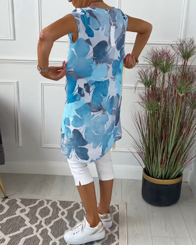 Women's casual knee-length floral dress, relaxed fit, stylish for summer outings.