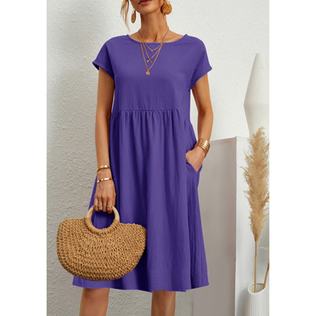 Relaxed fit women's midi dress, a comfortable & casual summer style with short sleeves & useful pockets.