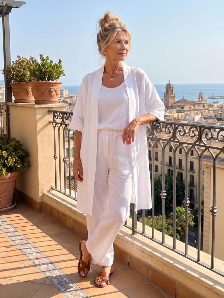 Modern women's outfit set: relaxed top, wide-leg pants, ideal for comfortable fashion statements.
