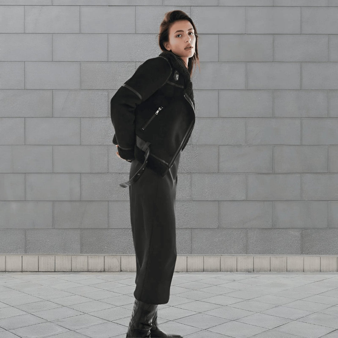 Winter style: Warm women's bomber jacket, an essential outerwear for cold days.