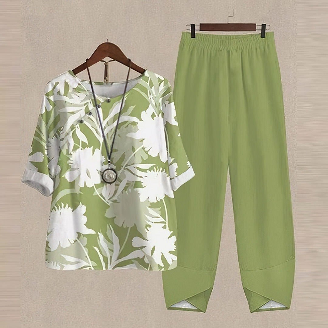 Women's chic & comfortable two-piece shirt and trouser set. Perfect for effortless everyday style.