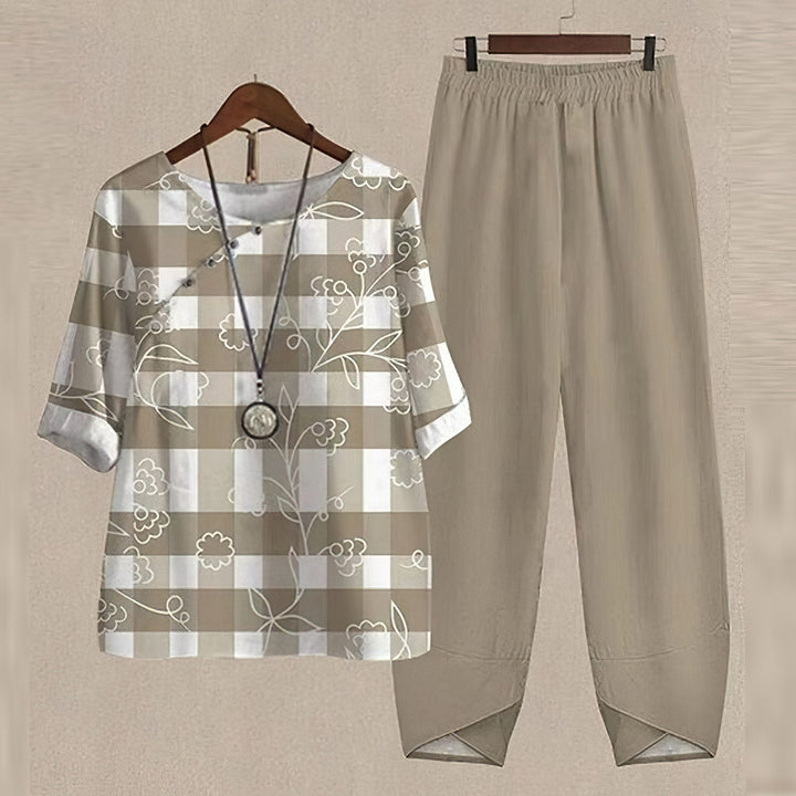 Effortless style with this women's comfortable shirt and trouser matching set for casual wear.