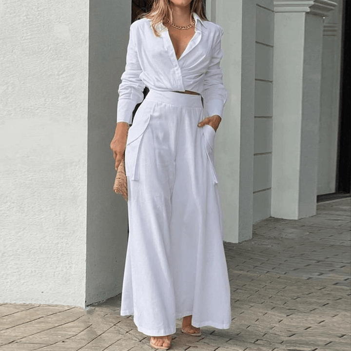 Stylish women's matching set: crop top & wide-leg cargo trousers. Perfect for casual chic spring/summer outfits.
