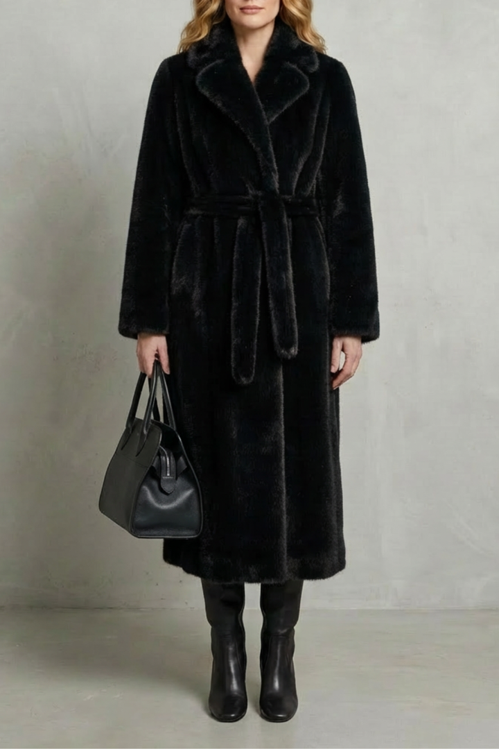 Women's elegant long oversized coat, a must-have for chic winter outerwear and comfort.