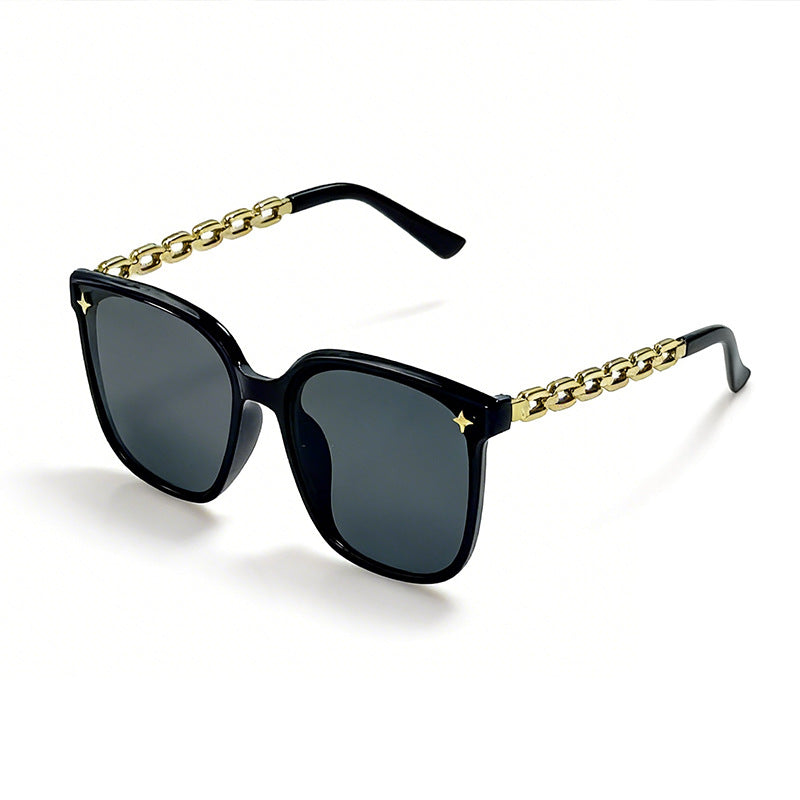 Trendy oversized women's eyewear, featuring polarized lenses & UV protection.