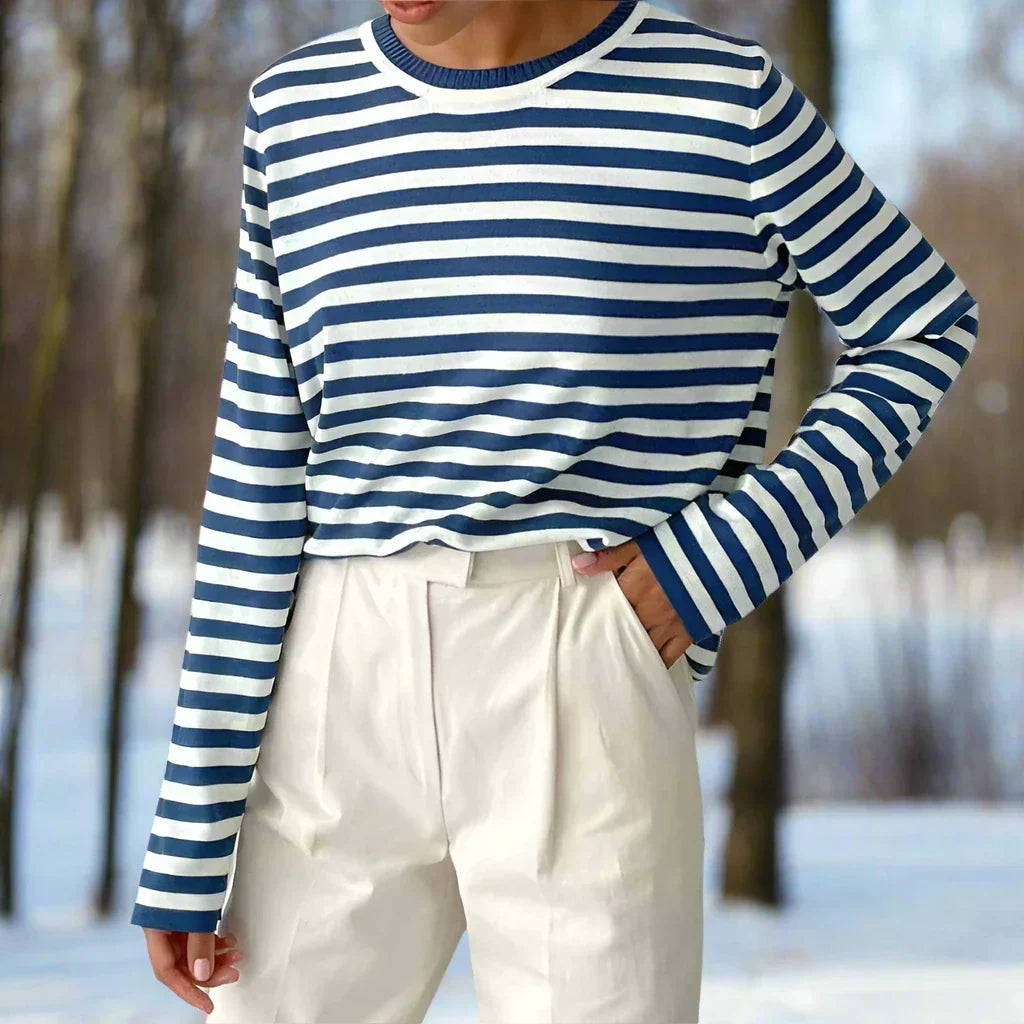 Versatile women's chic striped long-sleeve top, an essential for comfortable, relaxed casual everyday fashion.