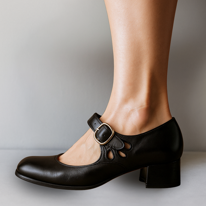 Comfortable women's Mary Jane shoes with stylish buckle & stable block heel for everyday or formal wear.