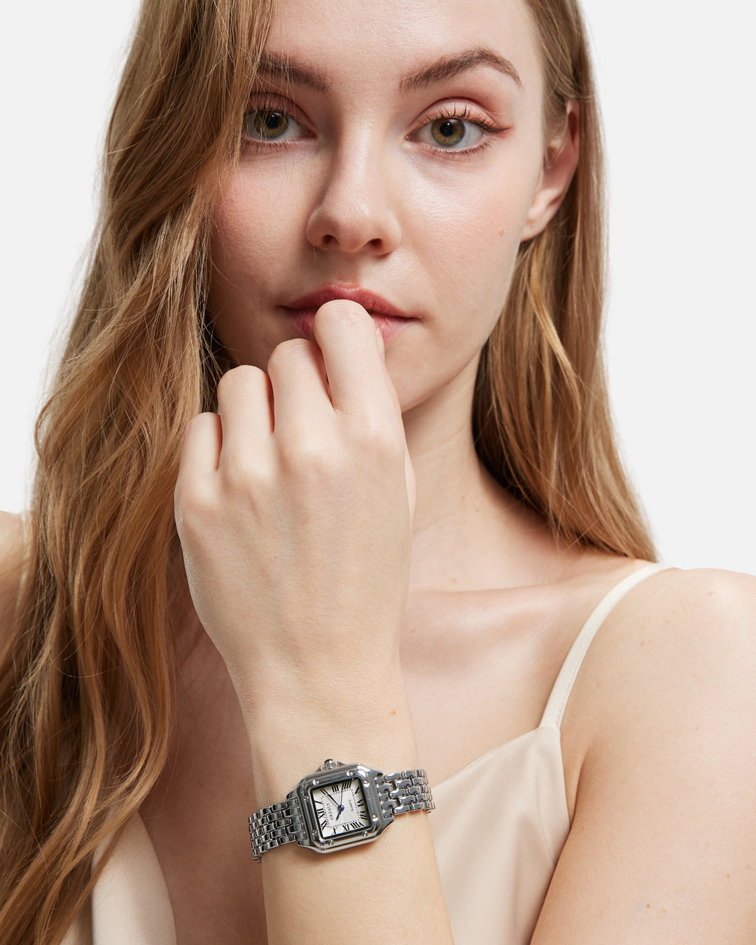 Side view of Women's Classic Quartz Watch, highlighting vintage design casing, durable finish, and easy-adjust crown.