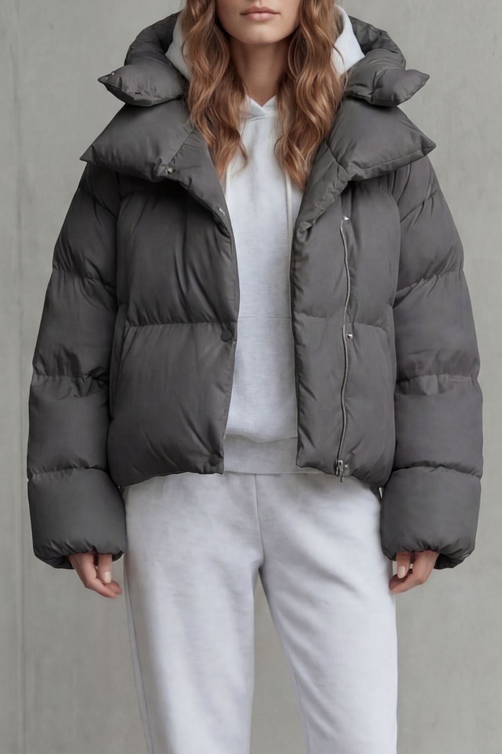 Women's cloud soft lightweight cropped puffer jacket, stylish winter outerwear for a modern, cozy look.