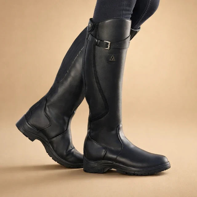 Black women's high boots, comfortable & versatile for all-day wear. Ideal for winter/fall outdoor walking.
