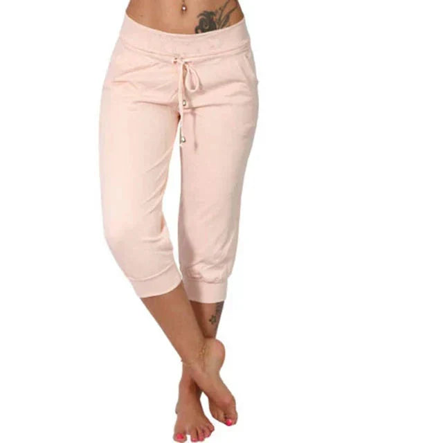 Chic women's knee-length capri pants, a spring fashion essential for comfortable everyday wear.