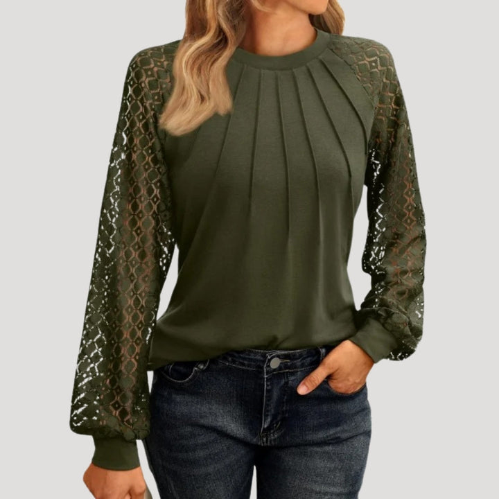 Casual long sleeve top for women, comfortable and stylish for daily wear.