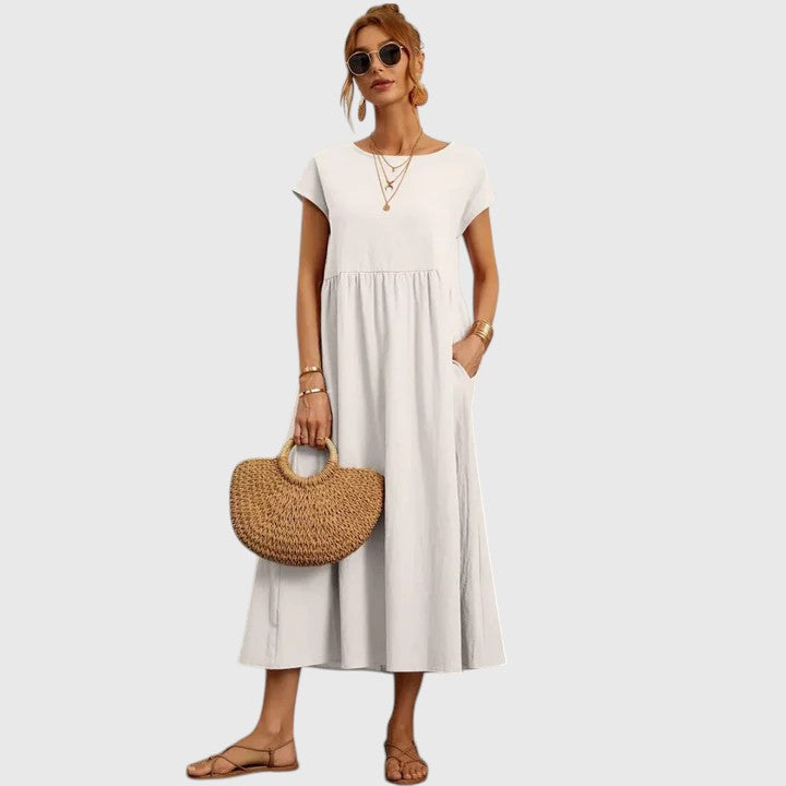 Stylish short-sleeve midi dress for women, super comfortable and ideal for summer.