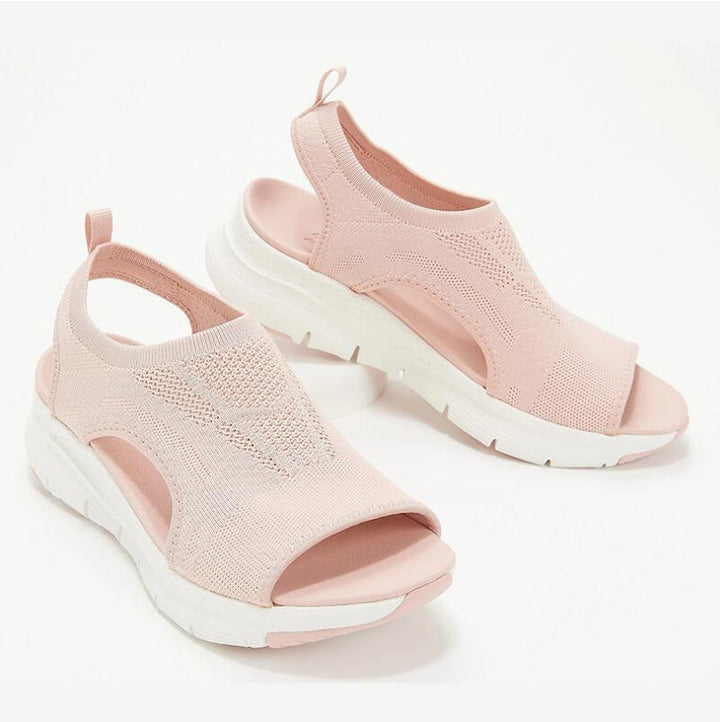 Comfortable women's spring open-toe sandals. Versatile everyday footwear, ideal for casual summer style.
