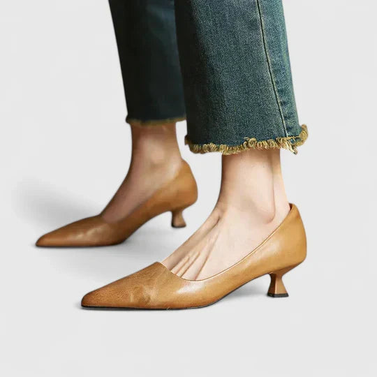 All-day wear orthopaedic heels for women, combining style and exceptional comfort.