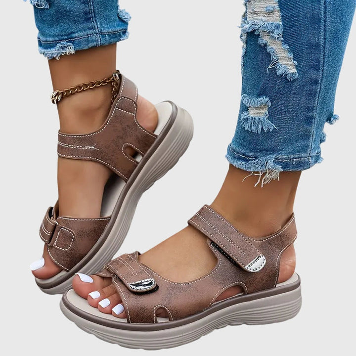 Orthopaedic women's sandals, perfect for summer, offering stylish support and everyday foot comfort.