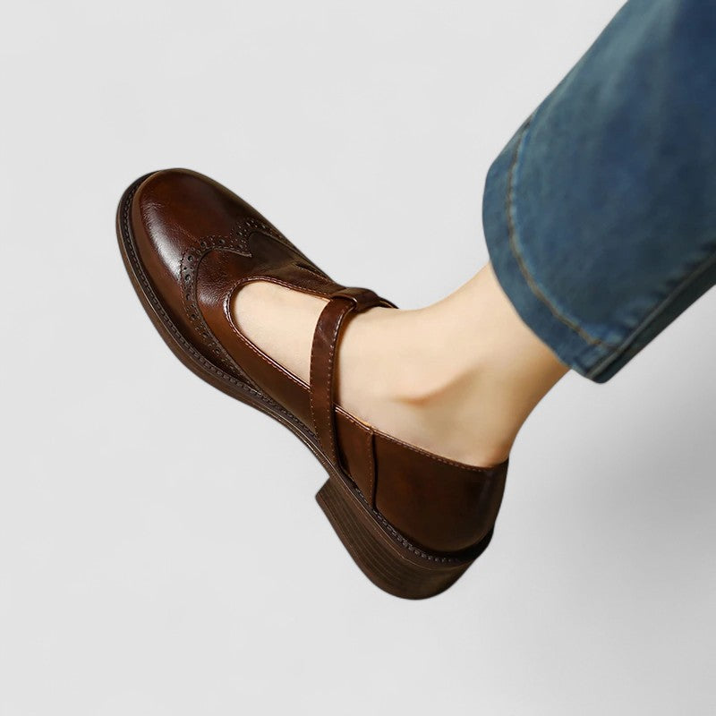 Casual women's Mary Jane comfort shoes, perfect for relaxed outings with orthopedic support.