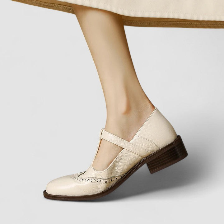 Orthopedic Mary Jane shoes for women, providing superior foot support & comfort.