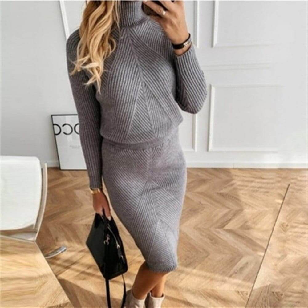 Casual women's long sleeve jumper dress, providing warmth and comfort for everyday fall and winter wear.