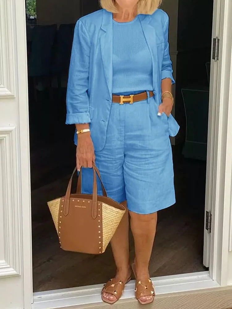 Effortless women's summer two-piece set, a comfortable shorts & jacket loungewear outfit for casual style.