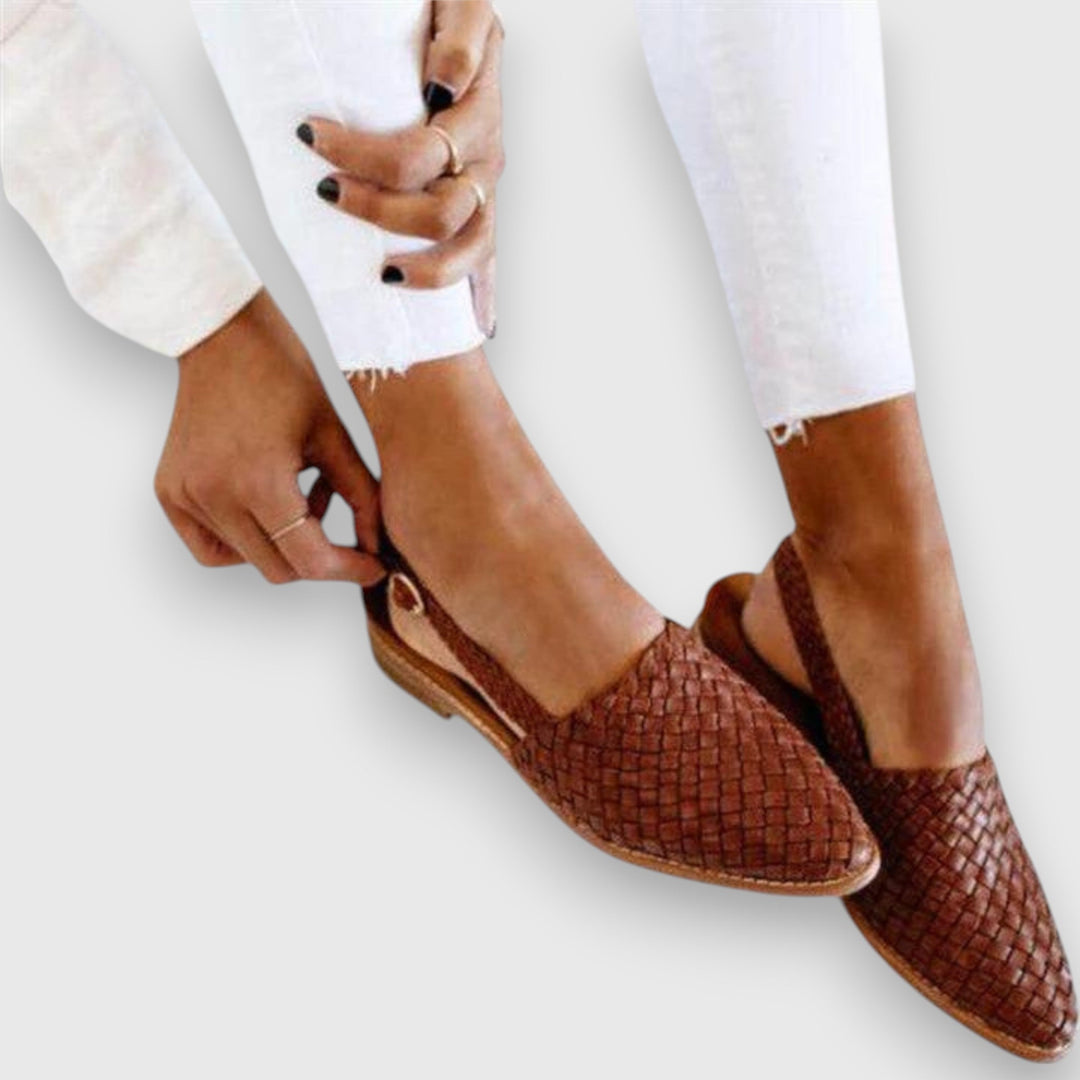 Women's comfy everyday sandals, designed for all-day wear with ergonomic comfort. Perfect flat summer shoes.