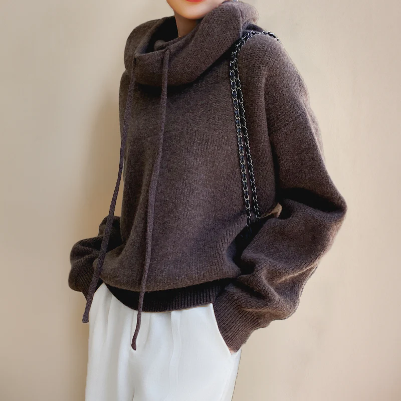 Relaxed fit women's hoodie sweater, ideal for everyday cozy comfort and versatile layering.