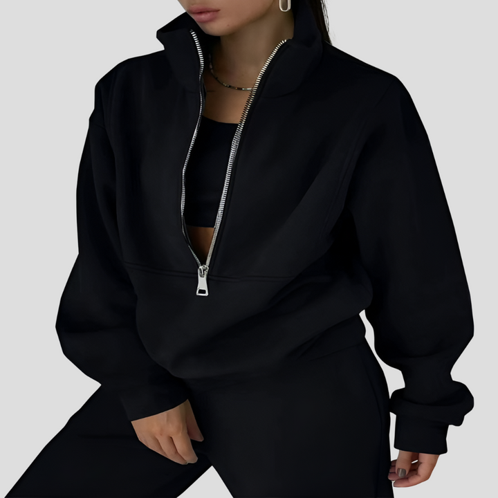 Complete women's cozy tracksuit outfit: 2-piece set featuring a comfy pullover & matching joggers.