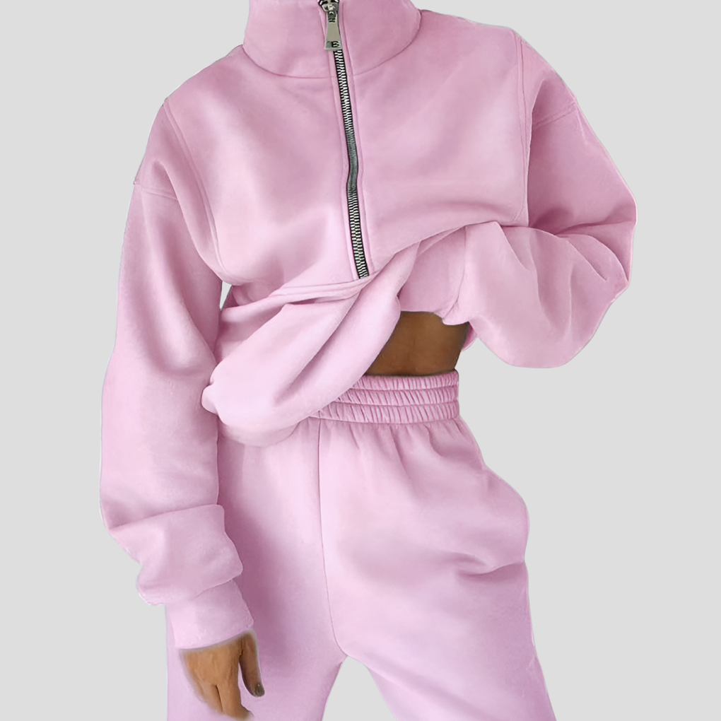 Super soft women's cozy tracksuit, 2-piece comfort set with pullover & joggers for ultimate relaxation.