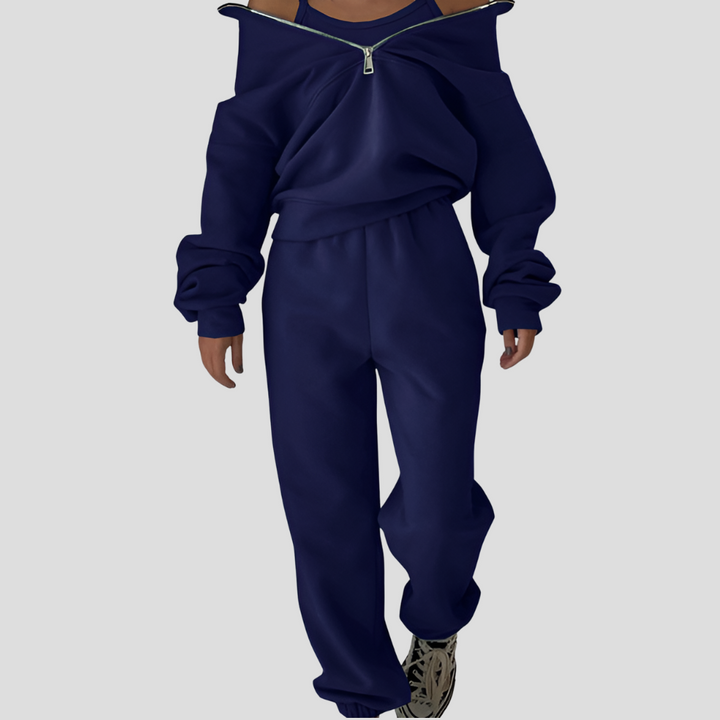 Warm & cozy women's 2-piece loungewear set. Soft pullover and joggers for ultimate comfort at home.