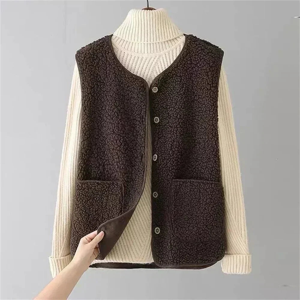 Women's cozy sleeveless vest, warm & lightweight for comfortable layering in autumn & winter.