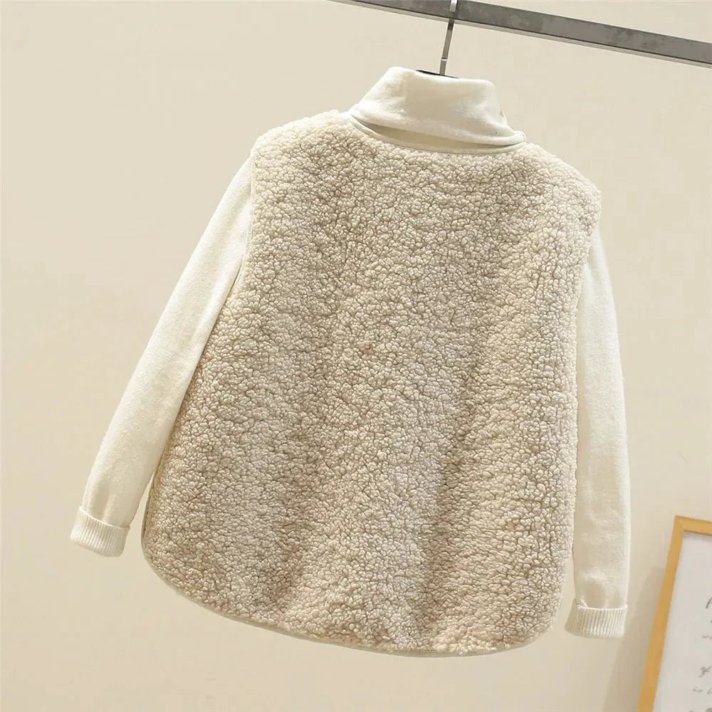 Lightweight women's sleeveless vest, a cozy and warm outerwear piece for comfortable styling.