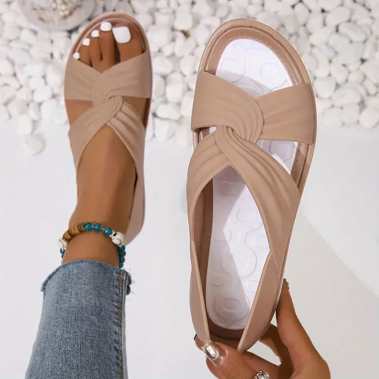 Everyday women's open-toe crossover sandals, black, providing ultimate comfort and support.