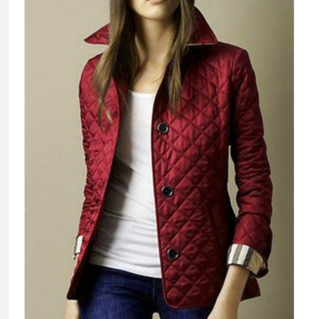 Elegant burgundy diamond quilted jacket for women. Casual outerwear for transitional weather.