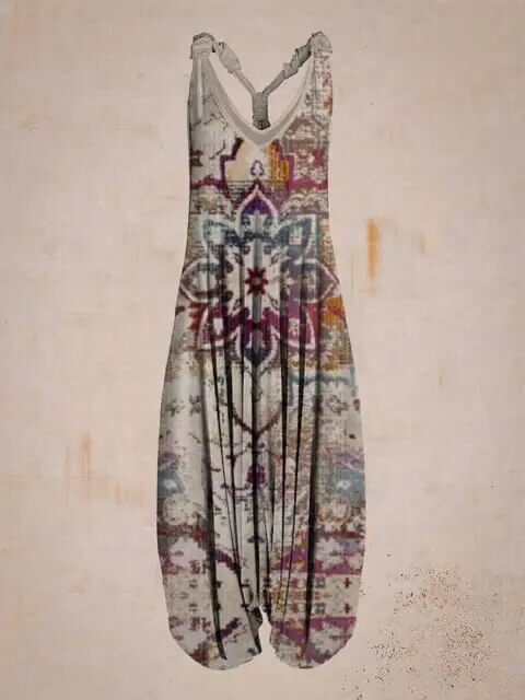 Printed flowy women's sleeveless boho jumpsuit, chic and comfortable one-piece for sunny days.